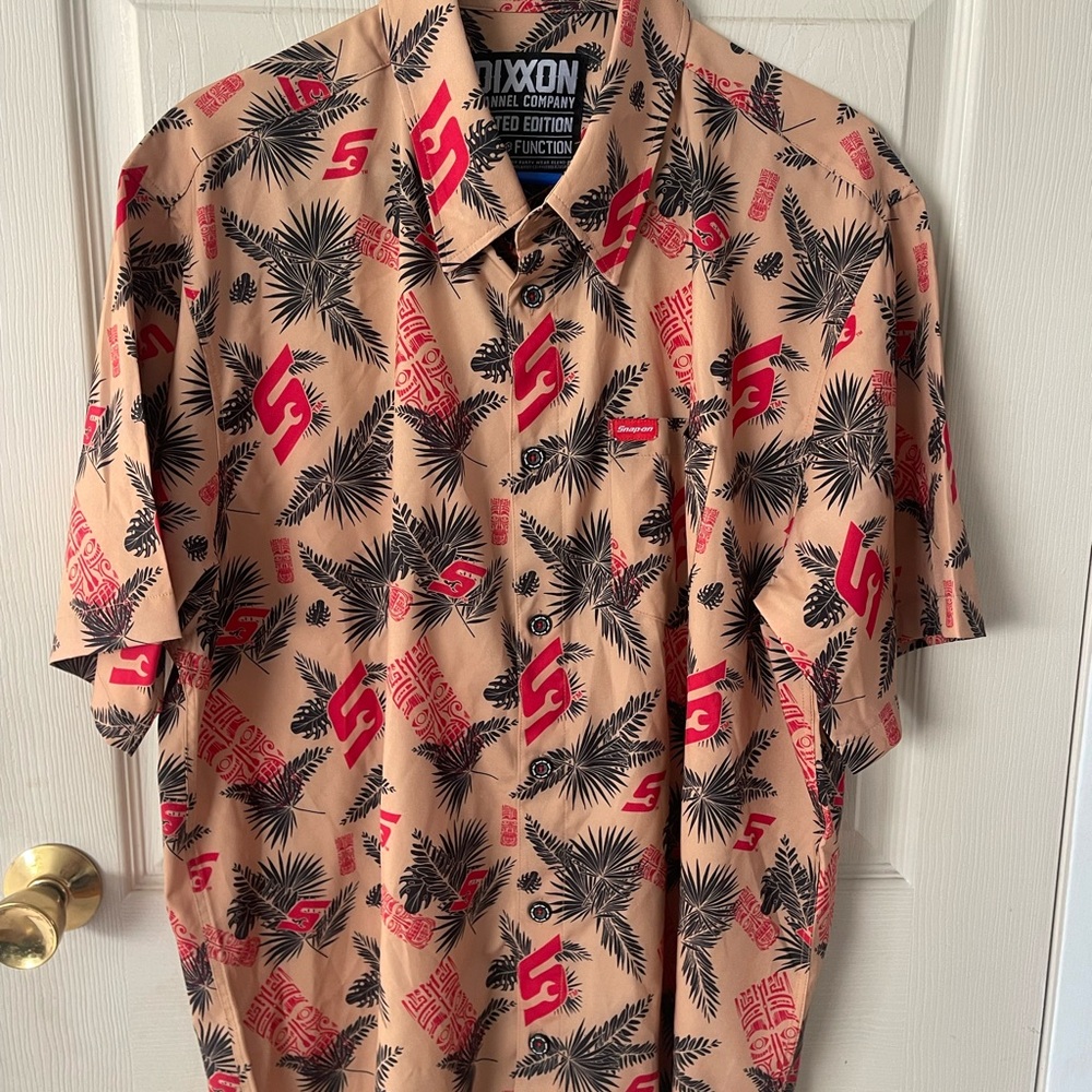 Dixxon Flannel Snap On Hawaiian shirt Men’s XL